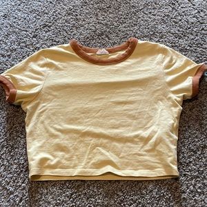 Super cute cropped yellow and brown Cotton-On tee!